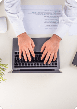 الحل الأمثل لتطوير وتدريب الموظفين: 8 فوائد لنظام إدارة التعلم LMS